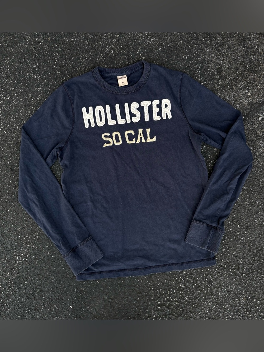 Y2K 2000s Hollister So Cal Embroidered Navy Blue Long Sleeve Crewneck T-Shirt M
